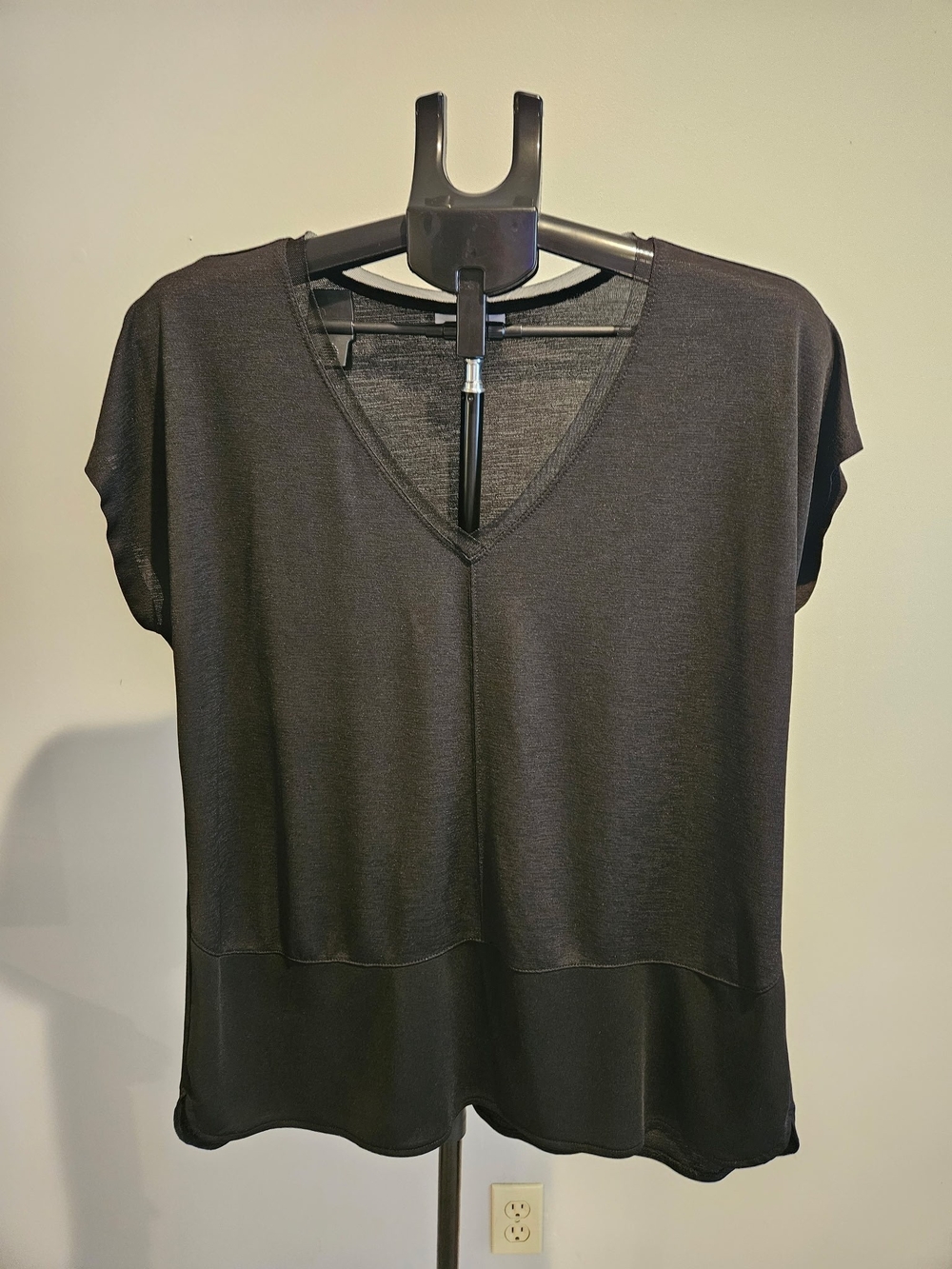 Bar III Black V-Neck Short Sleeve Blouse
